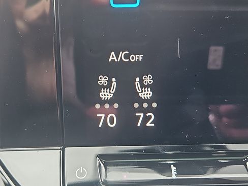 New 2026 Volkswagen Atlas Cross Sport SE image 11