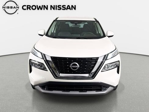 Certified 2023 Nissan Rogue SV FWD image 2