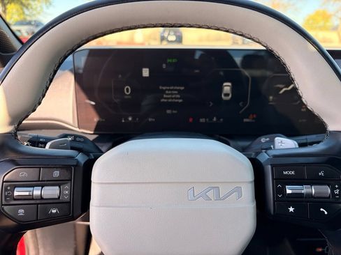 Used 2025 Kia K4 GT-Line w/ GT-Line Premium Package FWD image 28