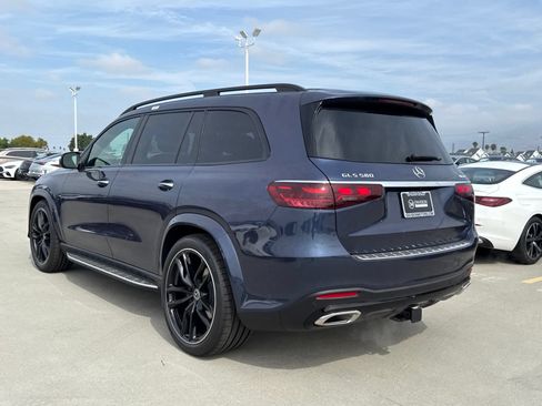 New 2026 Mercedes-Benz GLS 580 4MATIC image 8