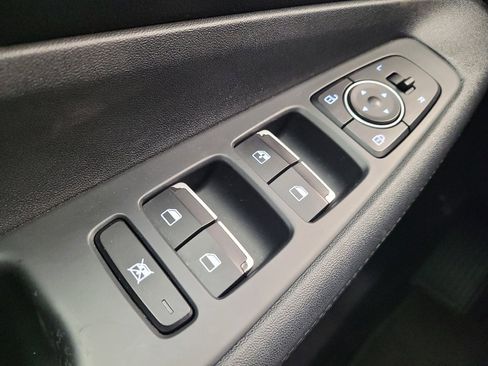 Used 2020 Hyundai Santa Fe SE AWD/4WD image 27