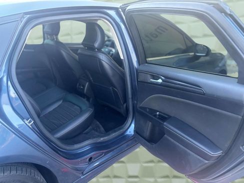 Used 2018 Ford Fusion SE w/ Equipment Group 201A image 17