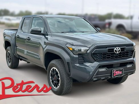 Used 2024 Toyota Tacoma TRD Off-Road AWD/4WD image 1