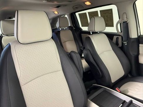 Used 2026 Honda Odyssey Elite image 58
