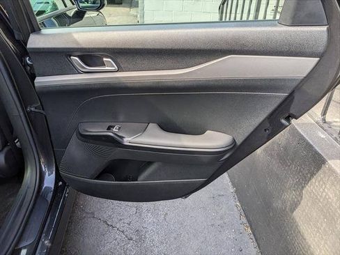 Used 2025 Kia K5 LXS FWD image 17