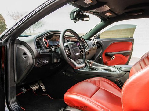 Used 2021 Dodge Challenger SRT Hellcat image 21