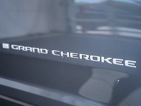 New 2026 Jeep Grand Cherokee Laredo X AWD/4WD image 17