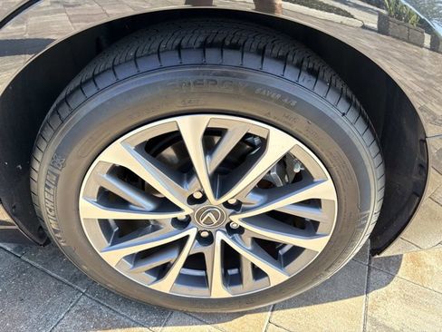 Used 2023 Lexus ES 350 w/ Accessory Package (Z2) image 35