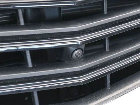 Used 2023 Chevrolet Equinox LT image 50