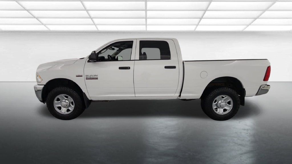 Used 2015 RAM 2500 Tradesman w/ Chrome Appearance Group AWD/4WD image 4