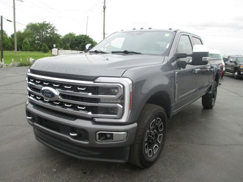 Used 2024 Ford F250 Platinum AWD/4WD image 14