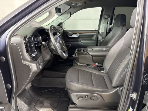 Used 2022 Chevrolet Silverado 1500 LT w/ Protection Package image 21