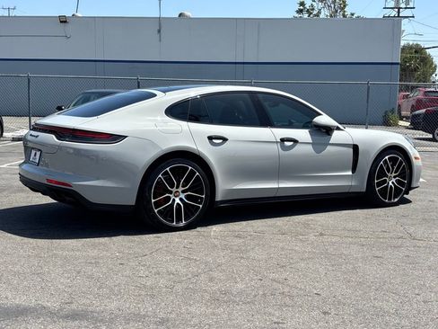Used 2022 Porsche Panamera 4S AWD/4WD image 4