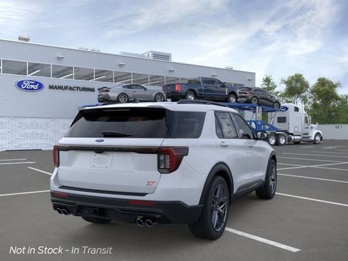New 2026 Ford Explorer ST RWD image 8