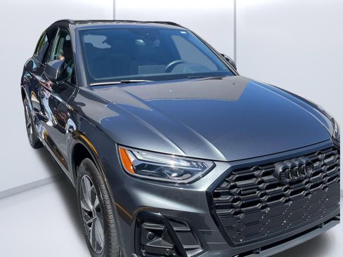 Used 2024 Audi Q5 2.0T Premium w/ Summer of Audi Package image 1