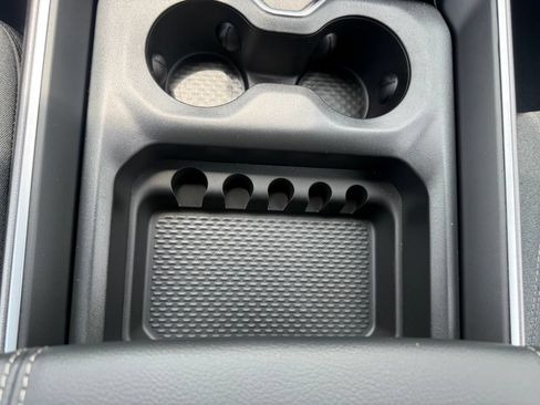 New 2026 RAM 1500 Express AWD/4WD image 25