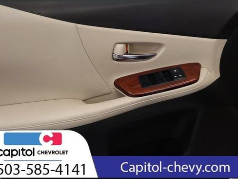Used 2010 Lexus HS 250h w/ Preferred Accessory Package FWD image 10
