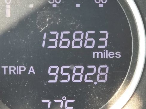 Used 2016 Honda CR-V EX image 2