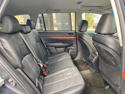 Used 2012 Subaru Outback 2.5i Limited image 26