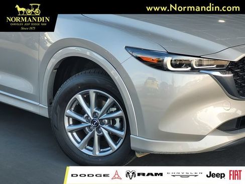 Used 2025 MAZDA CX-5 AWD 2.5 S w/ Select Package image 5
