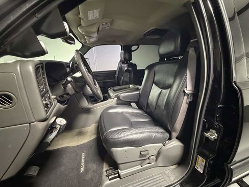 Used 2007 Chevrolet Silverado 2500 LT w/ Heavy-Duty Power Package image 22