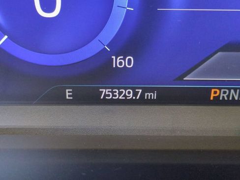 Used 2020 Ford Escape Titanium w/ Titanium Premium Package 2.0 AWD/4WD image 20