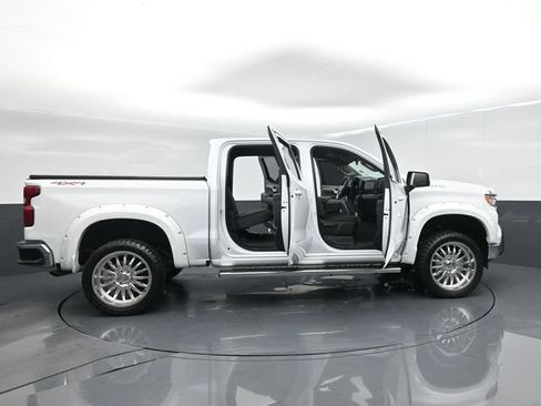 Used 2025 Chevrolet Silverado 1500 LT w/ Protection Package AWD/4WD image 70