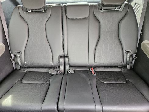 New 2026 Kia Carnival LXS image 20