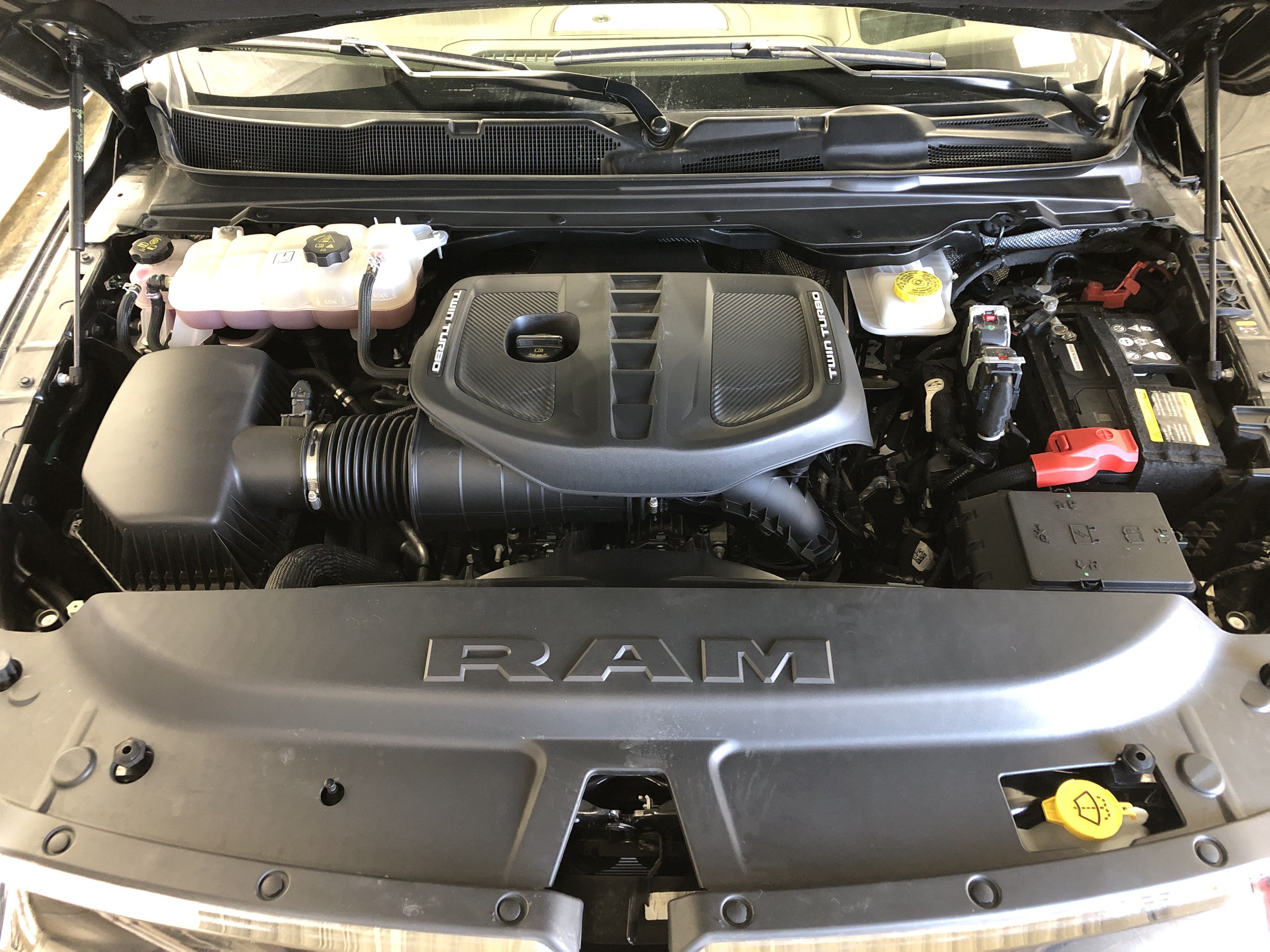 Certified 2025 RAM 1500 Limited AWD/4WD image 8