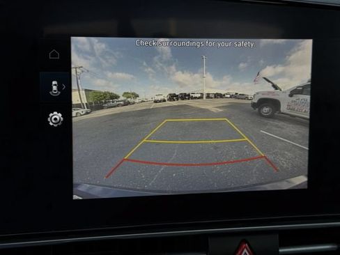 Used 2024 Hyundai Elantra SEL FWD image 17