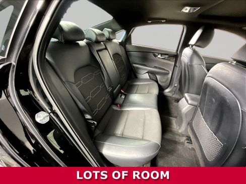 Used 2023 Kia Forte GT-Line w/ GT-Line Premium Package FWD image 24