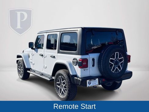 Certified 2024 Jeep Wrangler Sahara image 7
