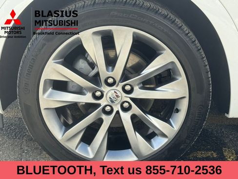 Used 2022 Buick Envision Avenir w/ Technology Package II image 12