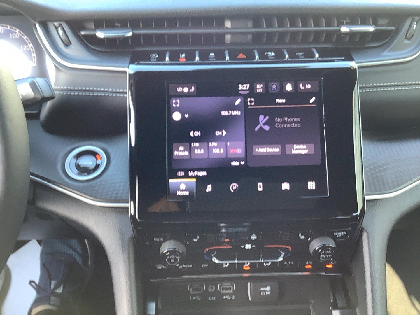 Certified 2025 Jeep Grand Cherokee Altitude AWD/4WD image 12