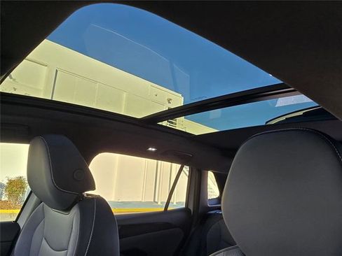 New 2026 Volkswagen Tiguan SE R-Line image 20