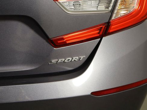 Used 2018 Honda Accord Sport image 38