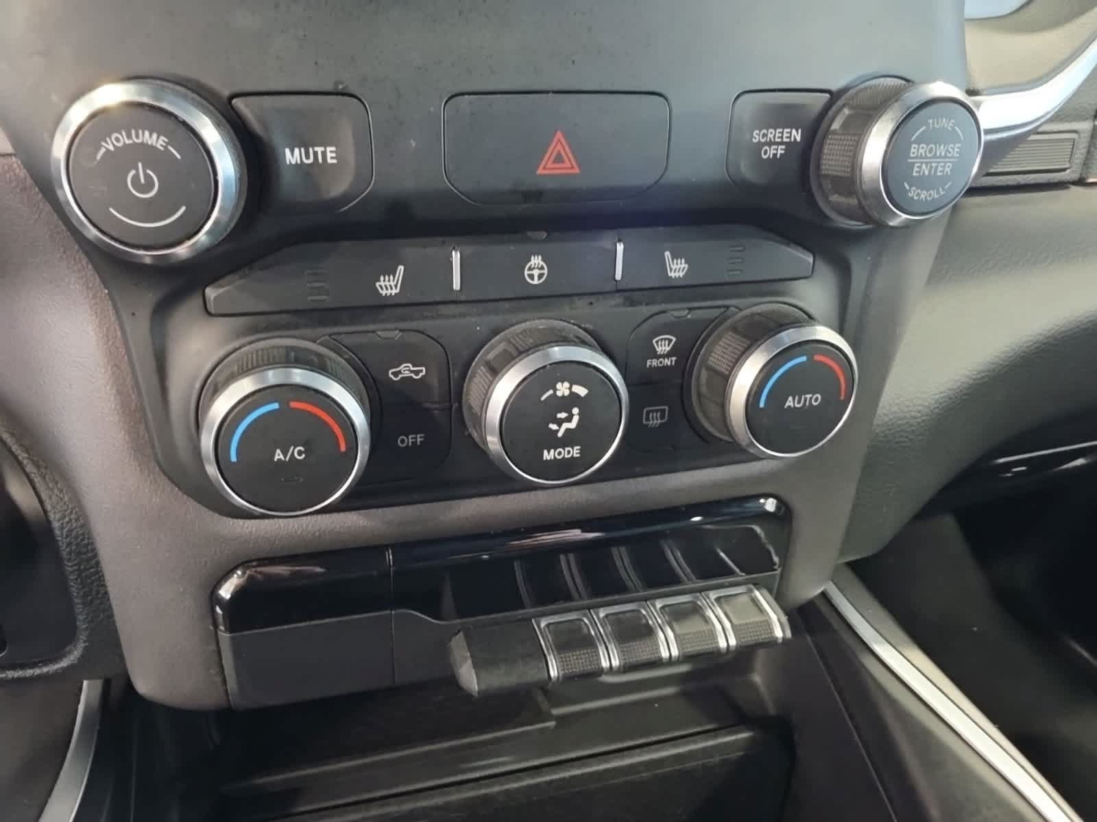 Used 2021 RAM 1500 Big Horn AWD/4WD image 24