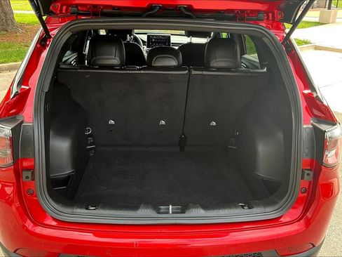 Used 2025 Jeep Compass Limited AWD/4WD image 7