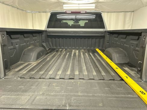 Used 2024 Chevrolet Silverado 2500 Custom w/ Custom Value Package image 21