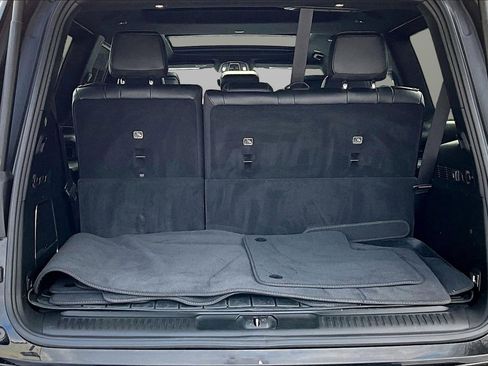 Used 2023 Jeep Wagoneer Series II w/ Premium Group I image 27