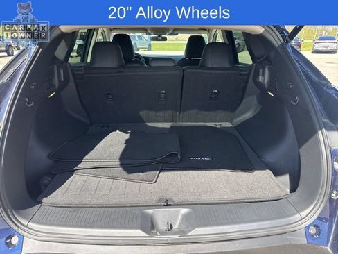 Used 2025 Nissan Murano SV AWD/4WD image 13