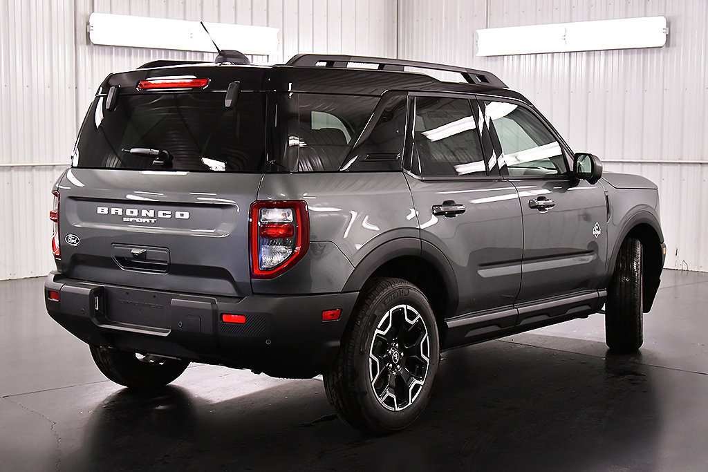 New 2026 Ford Bronco Sport Outer Banks w/ Outer Banks Tech Package+ AWD/4WD image 7