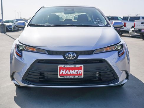 New 2026 Toyota Corolla LE FWD image 2