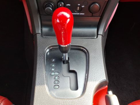 Used 2002 Ford Thunderbird RWD image 16