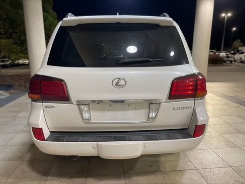 Used 2011 Lexus LX 570 4WD image 9