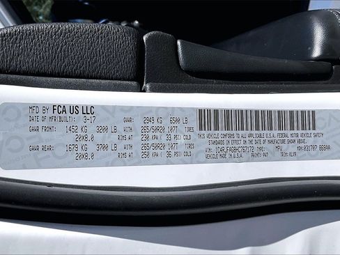 Used 2017 Jeep Grand Cherokee Altitude image 16