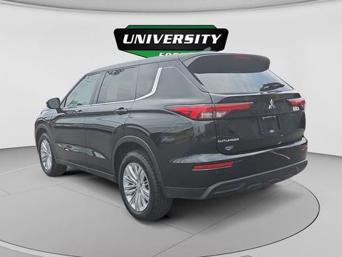 Used 2022 Mitsubishi Outlander ES AWD/4WD image 5