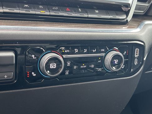 Used 2024 Chevrolet Silverado 1500 RST image 21