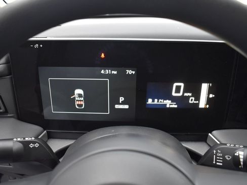 Used 2025 Nissan Kicks S AWD/4WD image 13