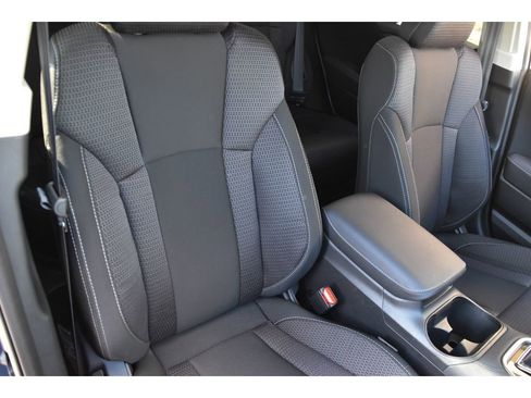 Certified 2025 Subaru Outback Premium image 31